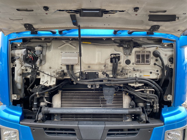 いすゞギガアルミウイング大型（10t）[写真08]