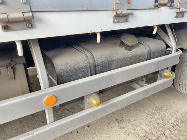 UDトラックスコンドルセルフクレーン3段増トン（6t・8t）[写真18]