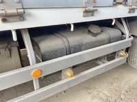 UDトラックスコンドルセルフクレーン3段増トン（6t・8t）[写真18]