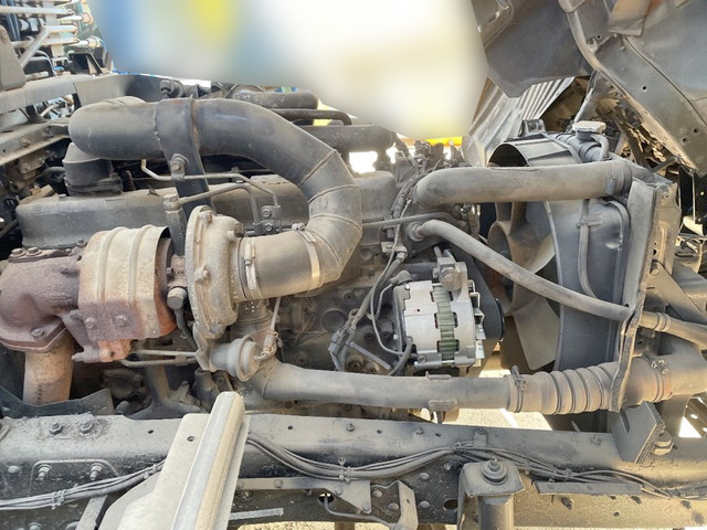 UDトラックスコンドルセルフクレーン3段増トン（6t・8t）[写真28]