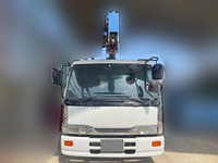 UDトラックスコンドルセルフクレーン3段増トン（6t・8t）[写真05]