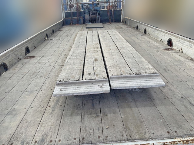 UDトラックスコンドルセルフクレーン3段増トン（6t・8t）[写真09]