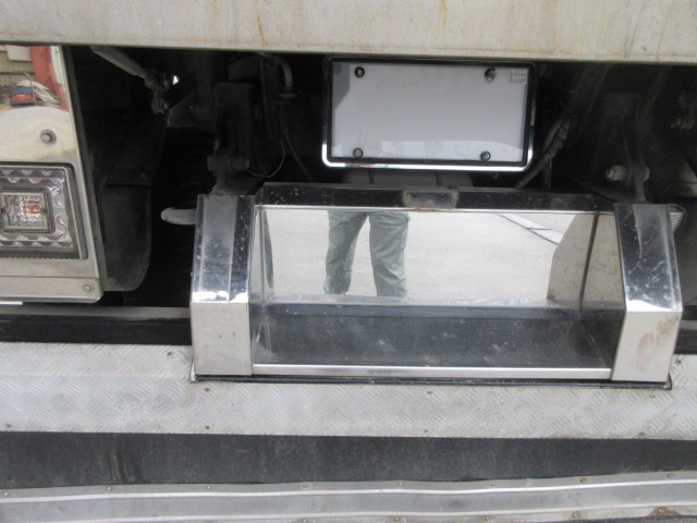 三菱ふそうスーパーグレートダンプ大型（10t）[写真11]