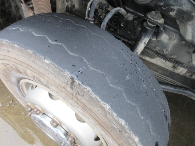 三菱ふそうスーパーグレートダンプ大型（10t）[写真29]