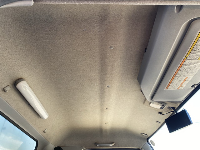 三菱ふそうキャンター冷凍車（冷蔵車）小型（2t・3t）[写真30]