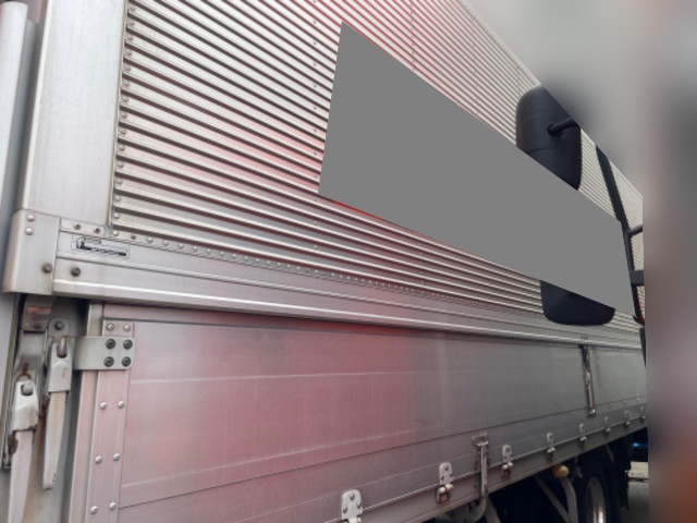 三菱ふそうファイターアルミウイング中型（4t）[写真03]