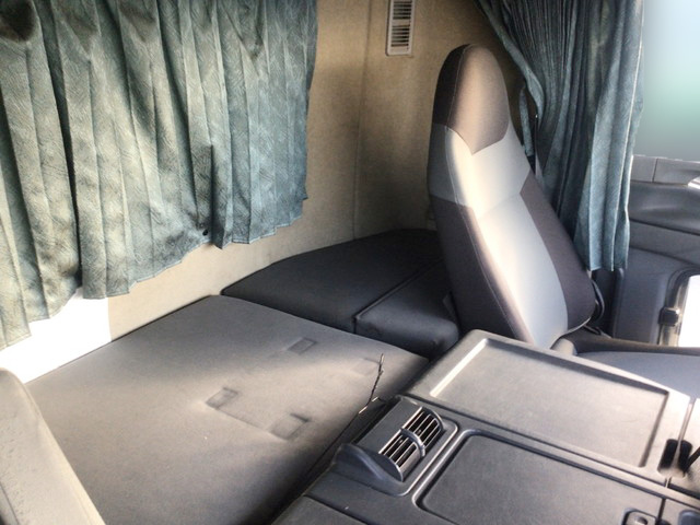 三菱ふそうスーパーグレートダンプ大型（10t）[写真21]