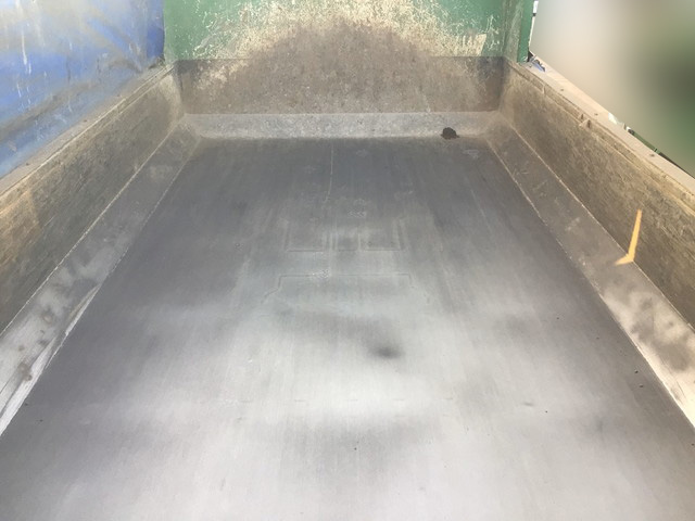 三菱ふそうスーパーグレートダンプ大型（10t）[写真07]