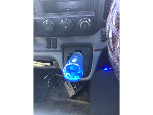 三菱ふそうキャンター平ボディ小型（2t・3t）[写真26]