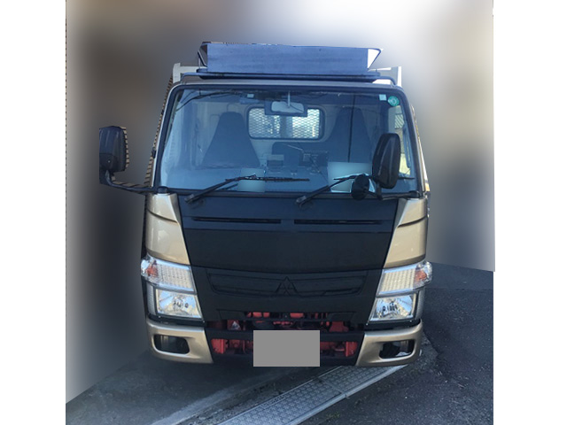 三菱ふそうキャンター平ボディ小型（2t・3t）[写真04]