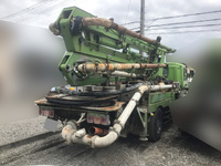 いすゞギガコンクリートポンプ車大型（10t）[写真02]