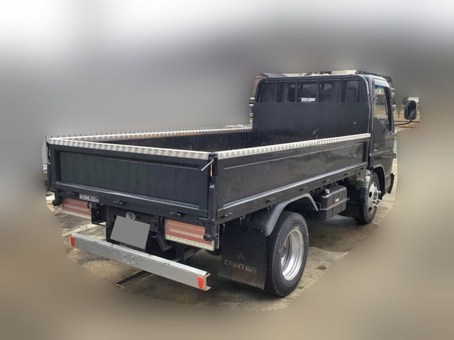 三菱ふそうキャンター平ボディ小型（2t・3t）[写真02]