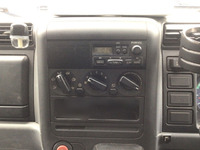 三菱ふそうキャンター平ボディ小型（2t・3t）[写真24]