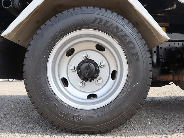 いすゞエルフ三転ダンプ小型（2t・3t）[写真25]