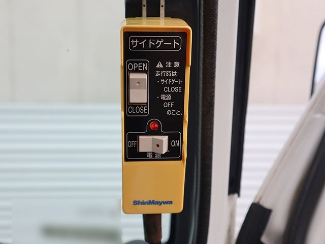 いすゞエルフ三転ダンプ小型（2t・3t）[写真32]