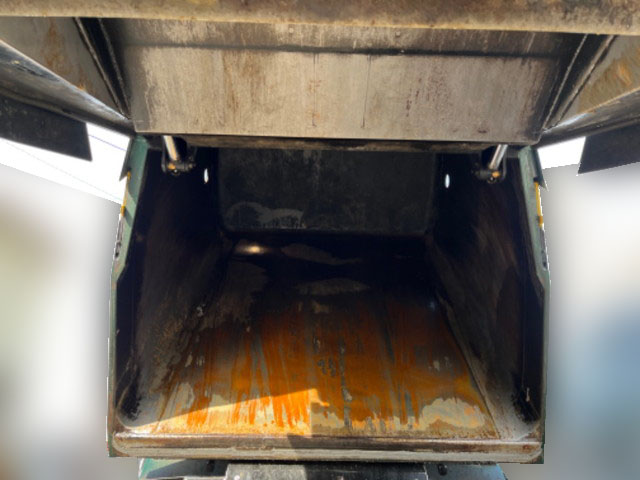 いすゞエルフパッカー車（塵芥車）小型（2t・3t）[写真10]