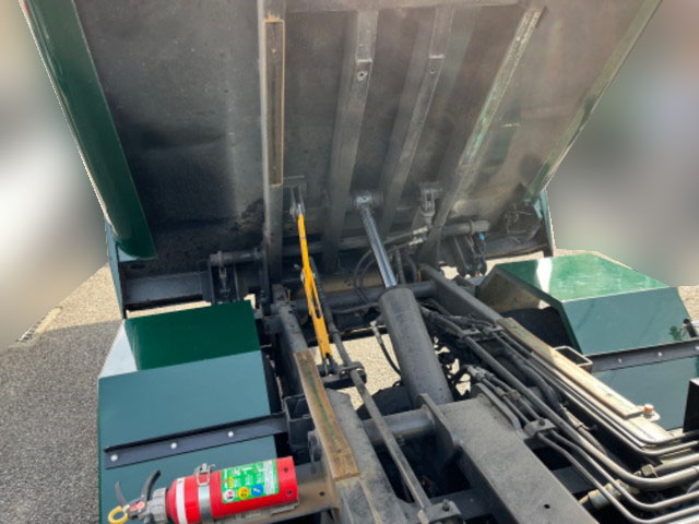 いすゞエルフパッカー車（塵芥車）小型（2t・3t）[写真17]