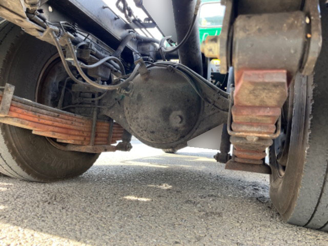 いすゞエルフパッカー車（塵芥車）小型（2t・3t）[写真22]