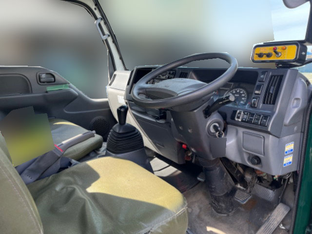 いすゞエルフパッカー車（塵芥車）小型（2t・3t）[写真25]