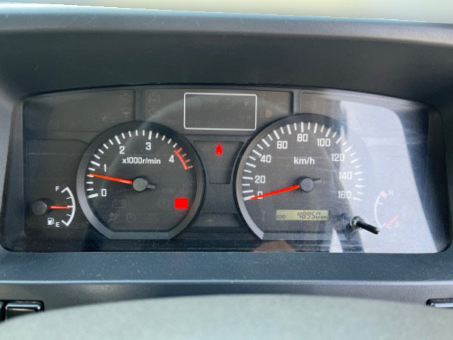 いすゞエルフパッカー車（塵芥車）小型（2t・3t）[写真27]