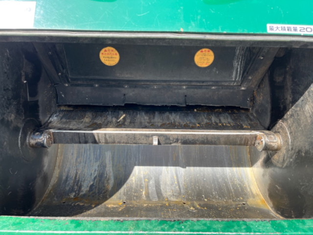 いすゞエルフパッカー車（塵芥車）小型（2t・3t）[写真08]