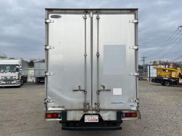 三菱ふそうキャンターアルミバン小型（2t・3t）[写真10]