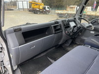 三菱ふそうキャンターアルミバン小型（2t・3t）[写真23]