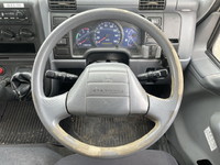 三菱ふそうキャンターアルミバン小型（2t・3t）[写真26]