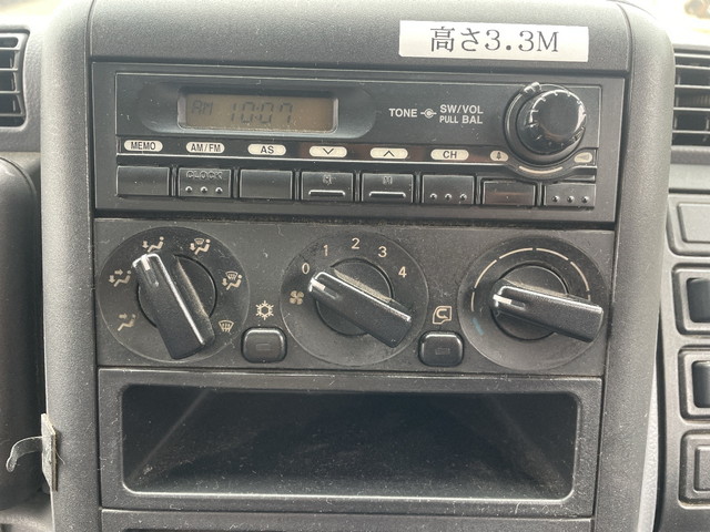 三菱ふそうキャンターアルミバン小型（2t・3t）[写真29]