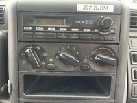 三菱ふそうキャンターアルミバン小型（2t・3t）[写真29]