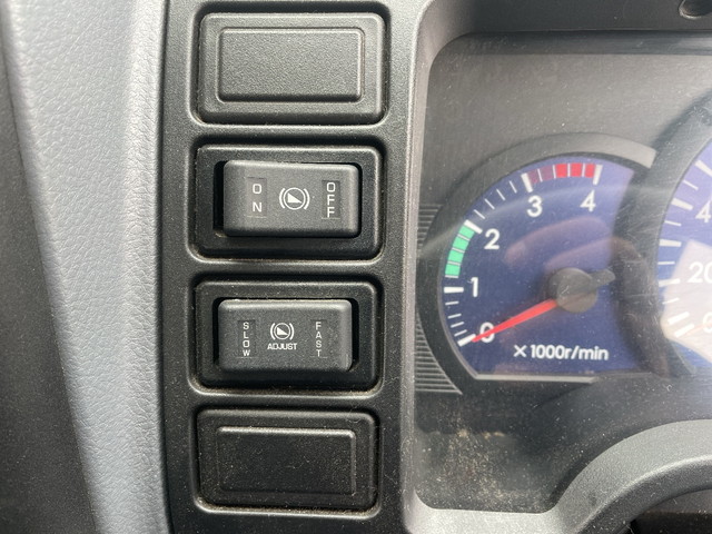 三菱ふそうキャンターアルミバン小型（2t・3t）[写真30]