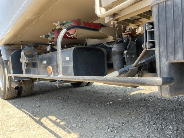 三菱ふそうキャンターパッカー車（塵芥車）小型（2t・3t）[写真16]