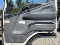 三菱ふそうキャンターパッカー車（塵芥車）小型（2t・3t）[写真24]