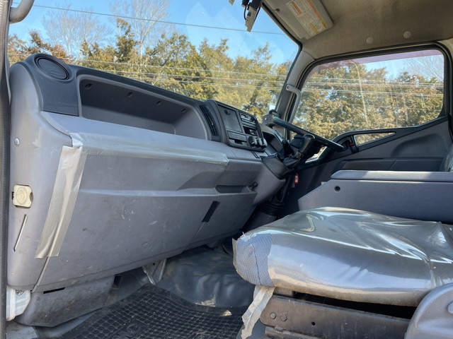 三菱ふそうキャンターパッカー車（塵芥車）小型（2t・3t）[写真27]