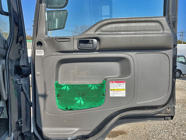 いすゞフォワードクレーン6段増トン（6t・8t）[写真25]