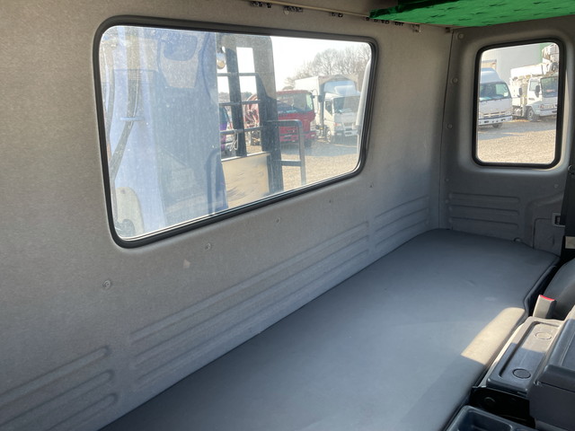 いすゞフォワードクレーン6段増トン（6t・8t）[写真30]