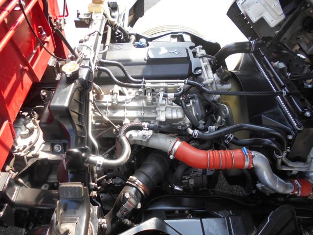 三菱ふそうキャンタークレーン4段小型（2t・3t）[写真19]