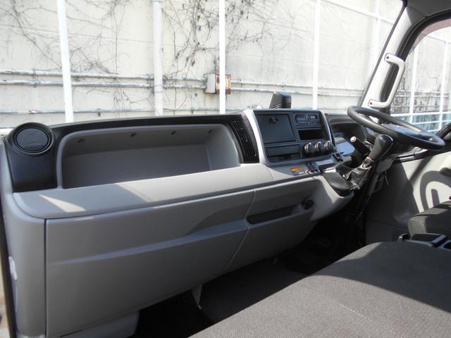 三菱ふそうキャンタークレーン4段小型（2t・3t）[写真27]