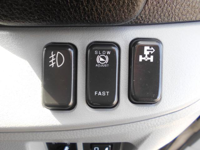 三菱ふそうキャンタークレーン4段小型（2t・3t）[写真37]