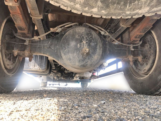 UDトラックスコンドルクレーン4段増トン（6t・8t）[写真22]