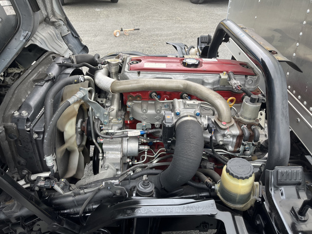 日野デュトロアルミバン小型（2t・3t）[写真17]