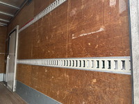 日野デュトロアルミバン小型（2t・3t）[写真25]