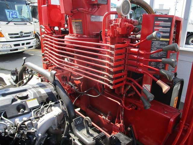 三菱ふそうキャンターセルフクレーン4段小型（2t・3t）[写真14]