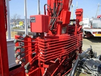 三菱ふそうキャンターセルフクレーン4段小型（2t・3t）[写真15]