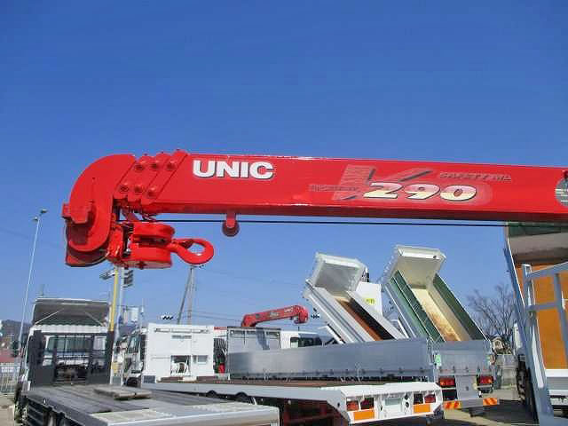 三菱ふそうキャンターセルフクレーン4段小型（2t・3t）[写真08]