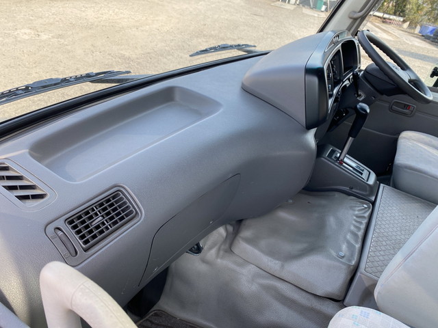 トヨタコースターマイクロバス[写真21]