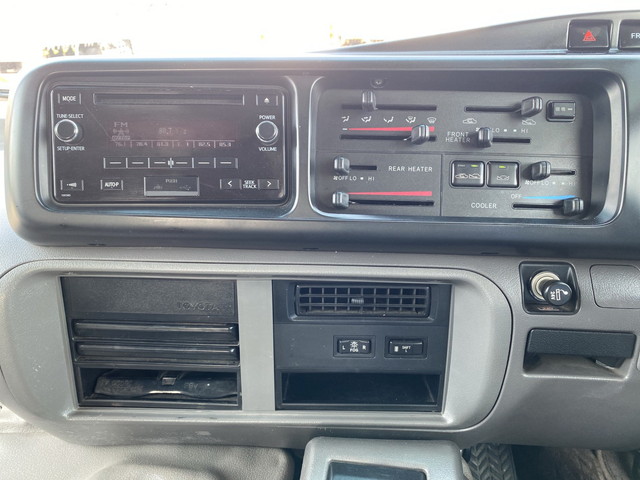 トヨタコースターマイクロバス[写真27]