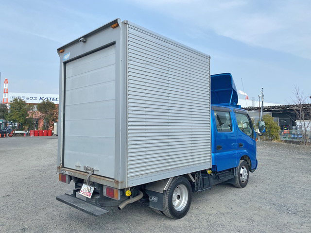 日野デュトロアルミバン小型（2t・3t）[写真02]