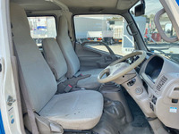 日野デュトロアルミバン小型（2t・3t）[写真31]