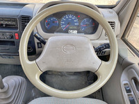 日野デュトロアルミバン小型（2t・3t）[写真35]